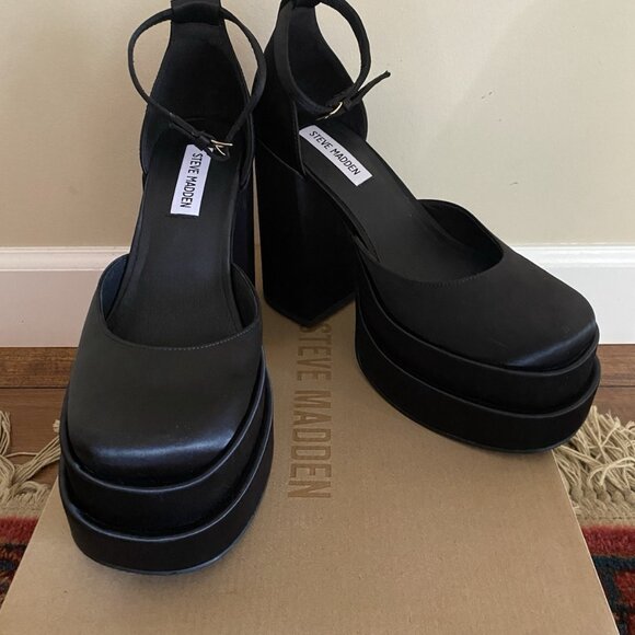 Steve Madden ‘Charlize” Black Satin Stacked Platform Mary Jane’s - Picture 6 of 6